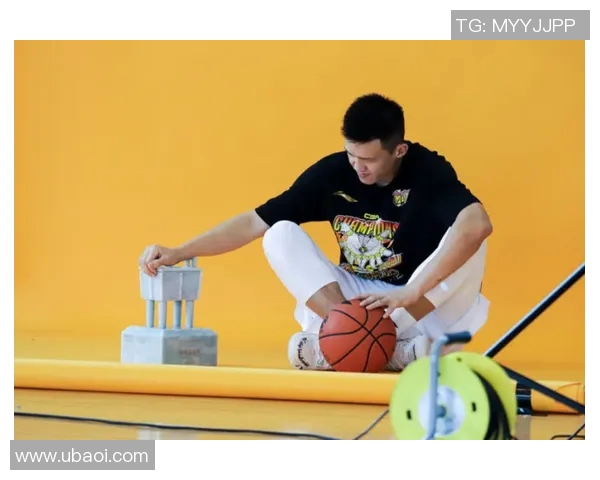 周鹏的篮球人生：从青涩少年到CBA传奇的奋斗与荣耀